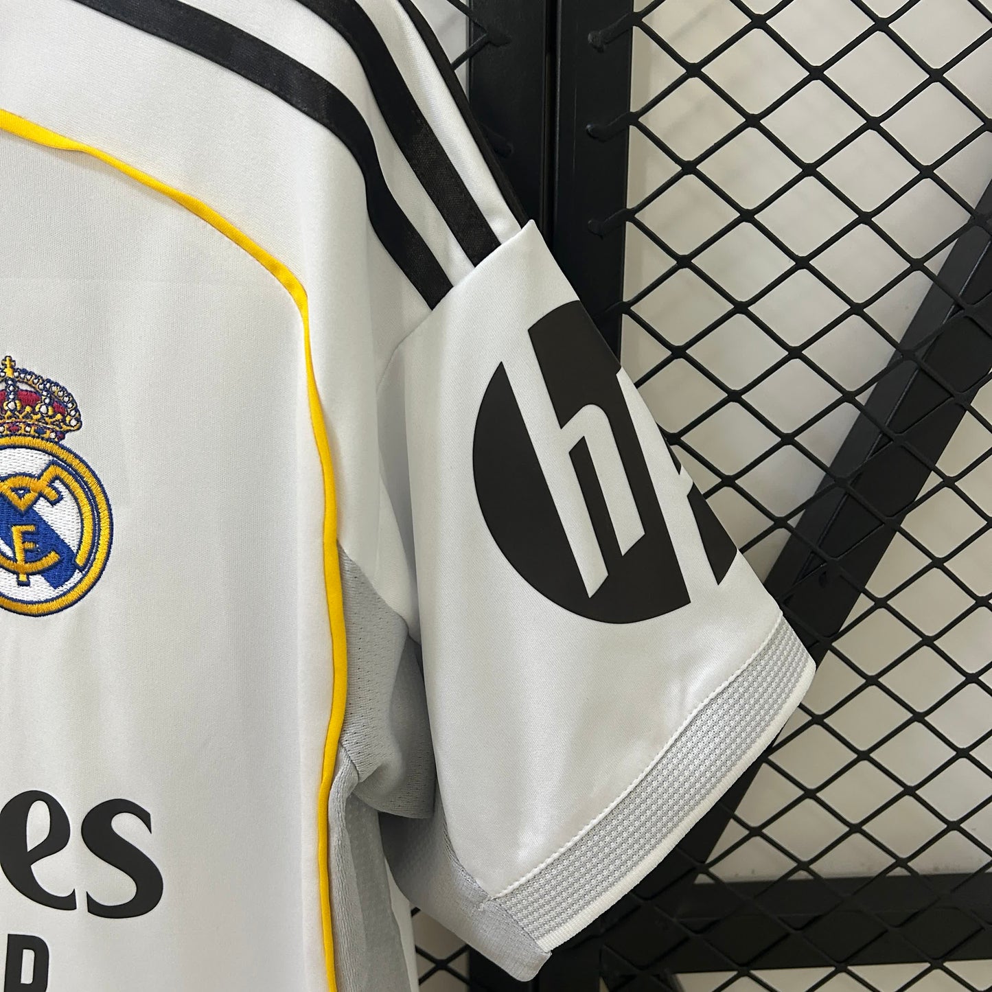 Real Madrid 25/26 Home Jersey